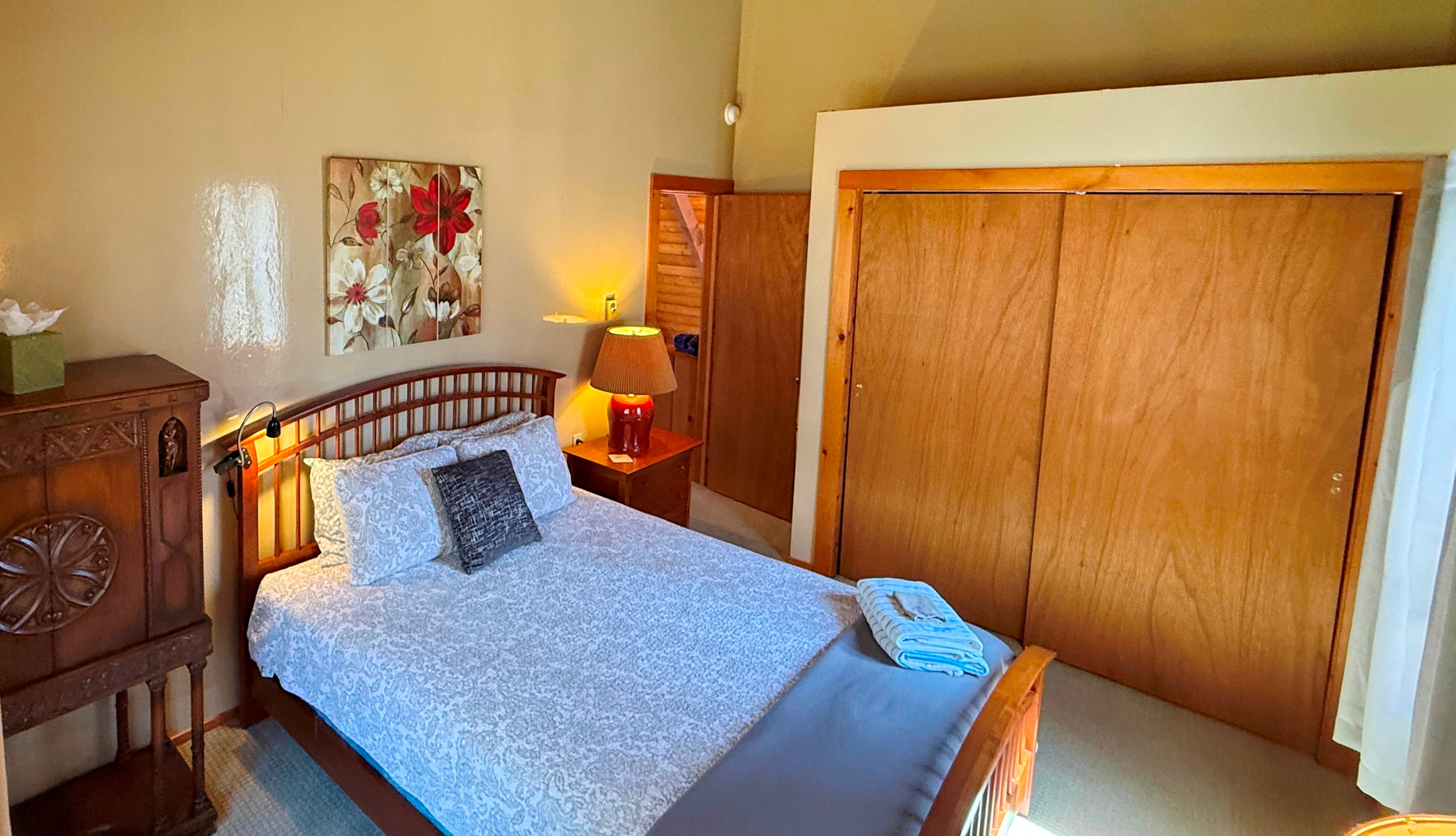 Bedroom 2. The rest of the room.
